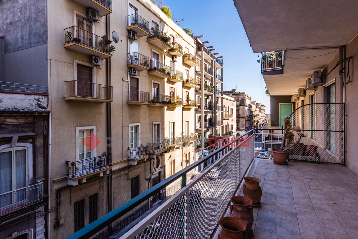 Foto 25 di 27 - Appartamento in vendita a Catania