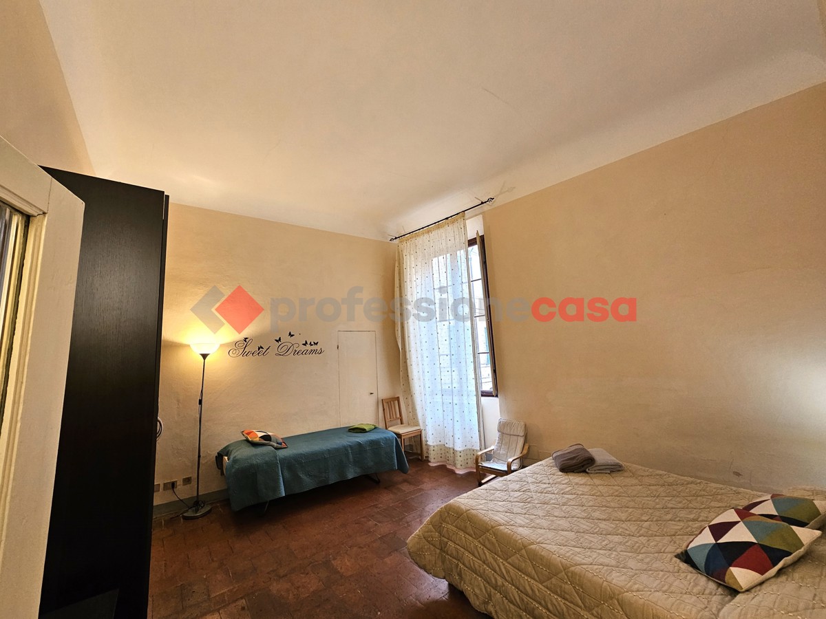 Foto 12 di 25 - Appartamento in affitto a Siena