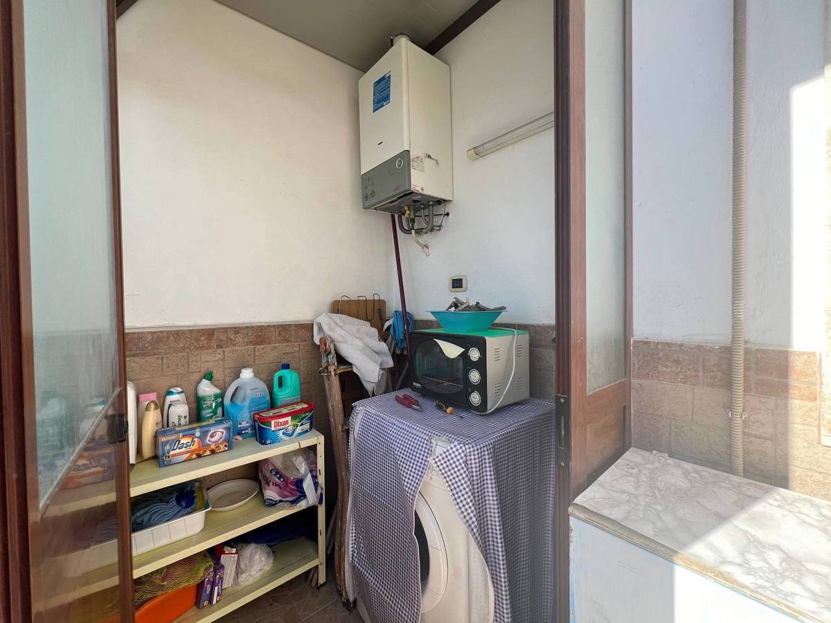 Foto 28 di 30 - Appartamento in vendita a Taranto