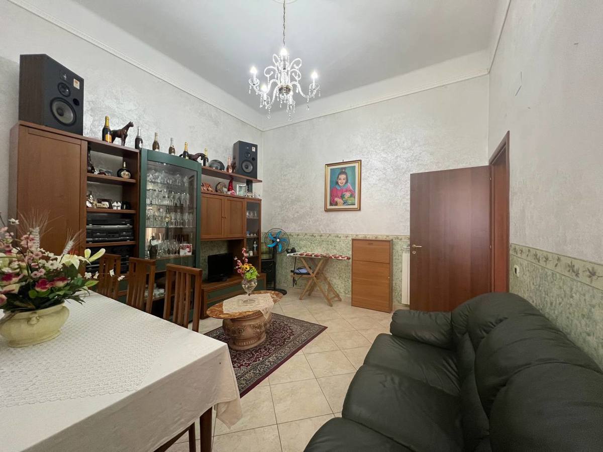 Foto 13 di 30 - Appartamento in vendita a Taranto
