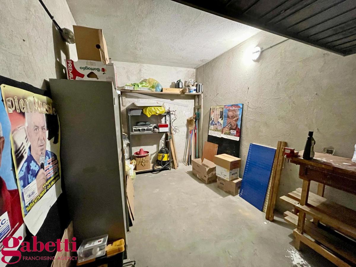 Foto 3 di 8 - Garage in vendita a Bra