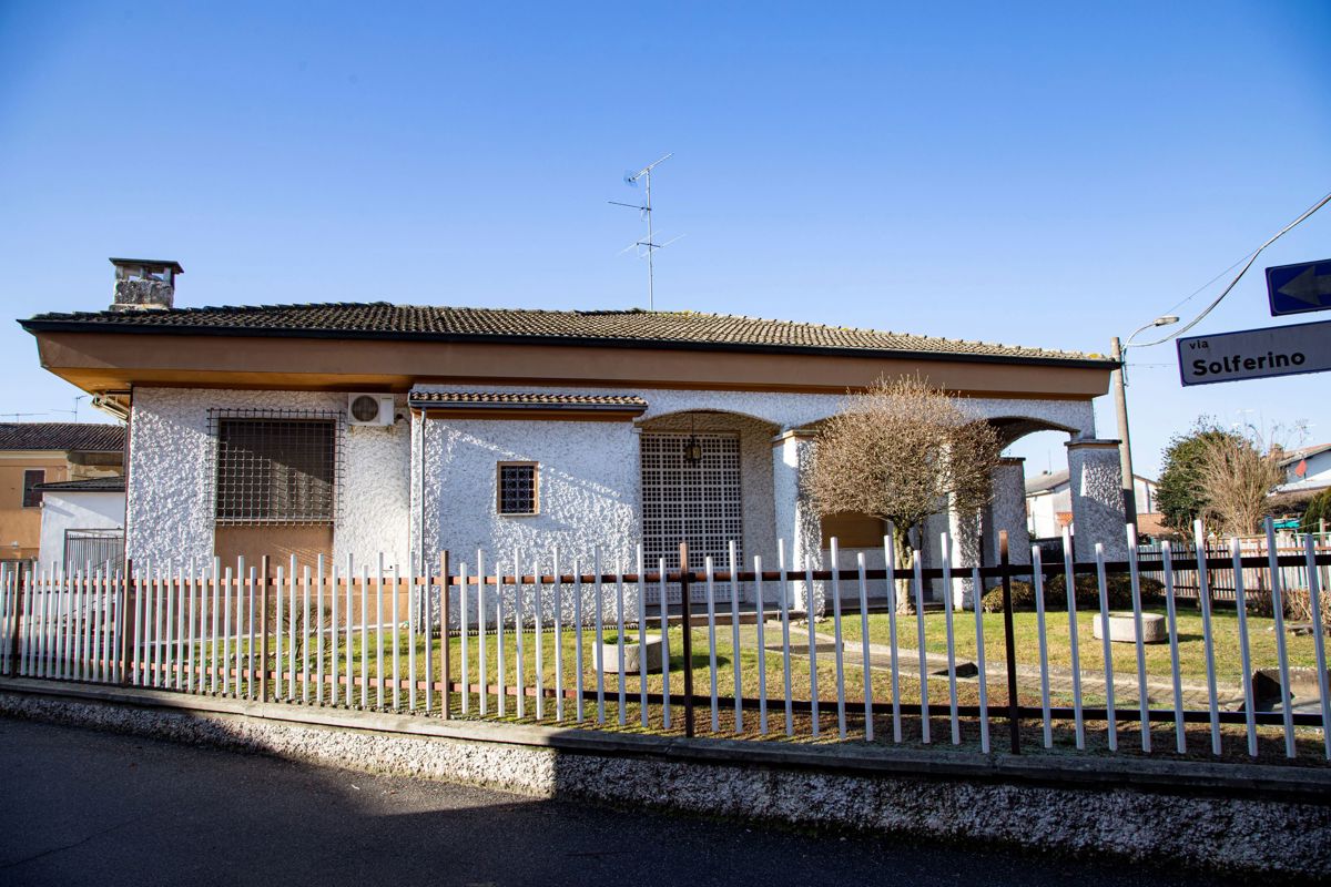 Foto 2 di 53 - Villa in vendita a Olevano di Lomellina