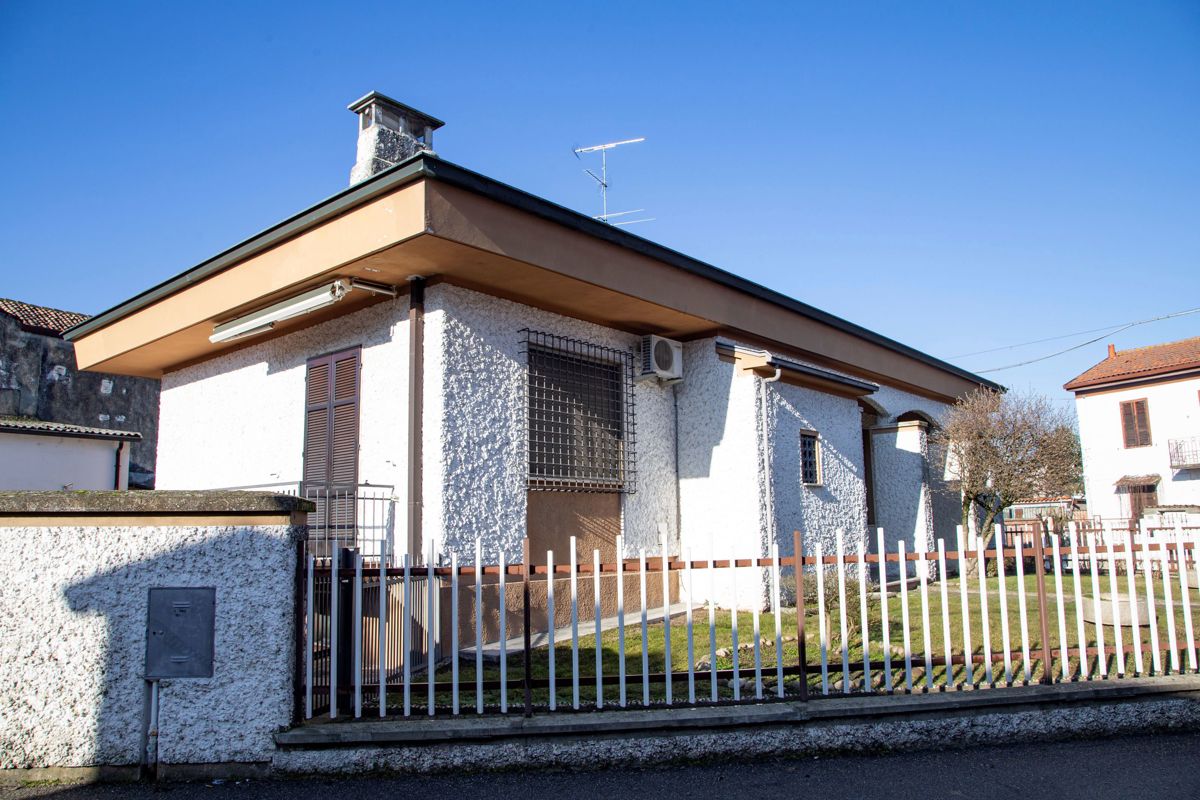 Foto 3 di 53 - Villa in vendita a Olevano di Lomellina
