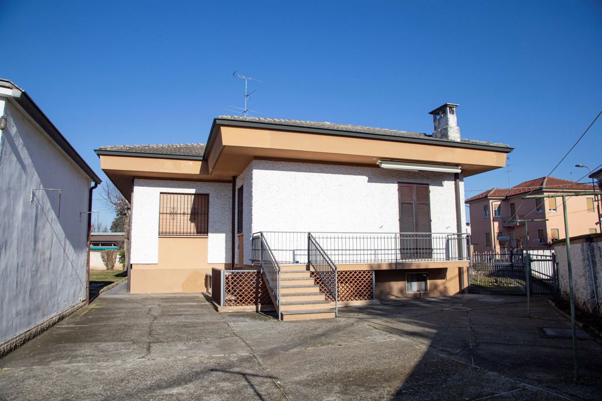 Foto 7 di 53 - Villa in vendita a Olevano di Lomellina