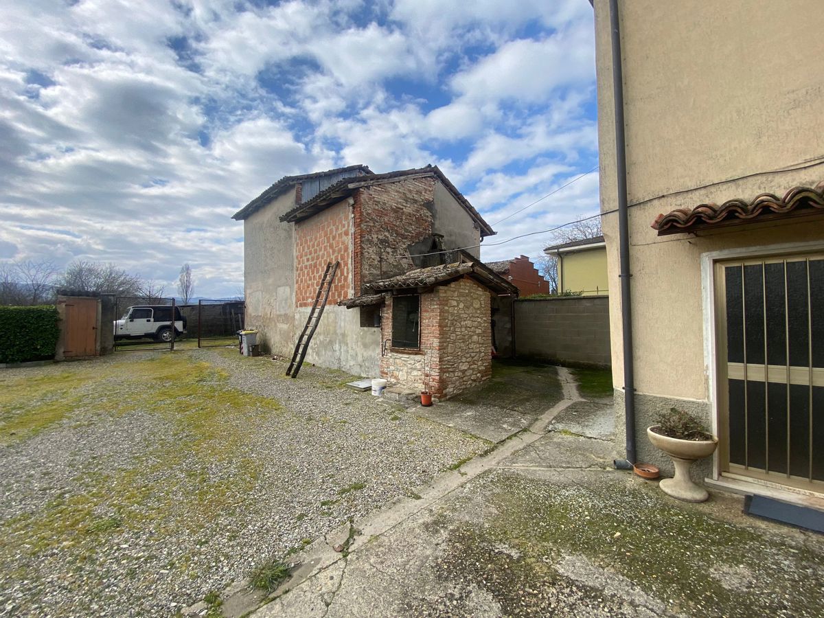 Foto 4 di 14 - Casa indipendente in vendita a Borgonovo Val Tidone