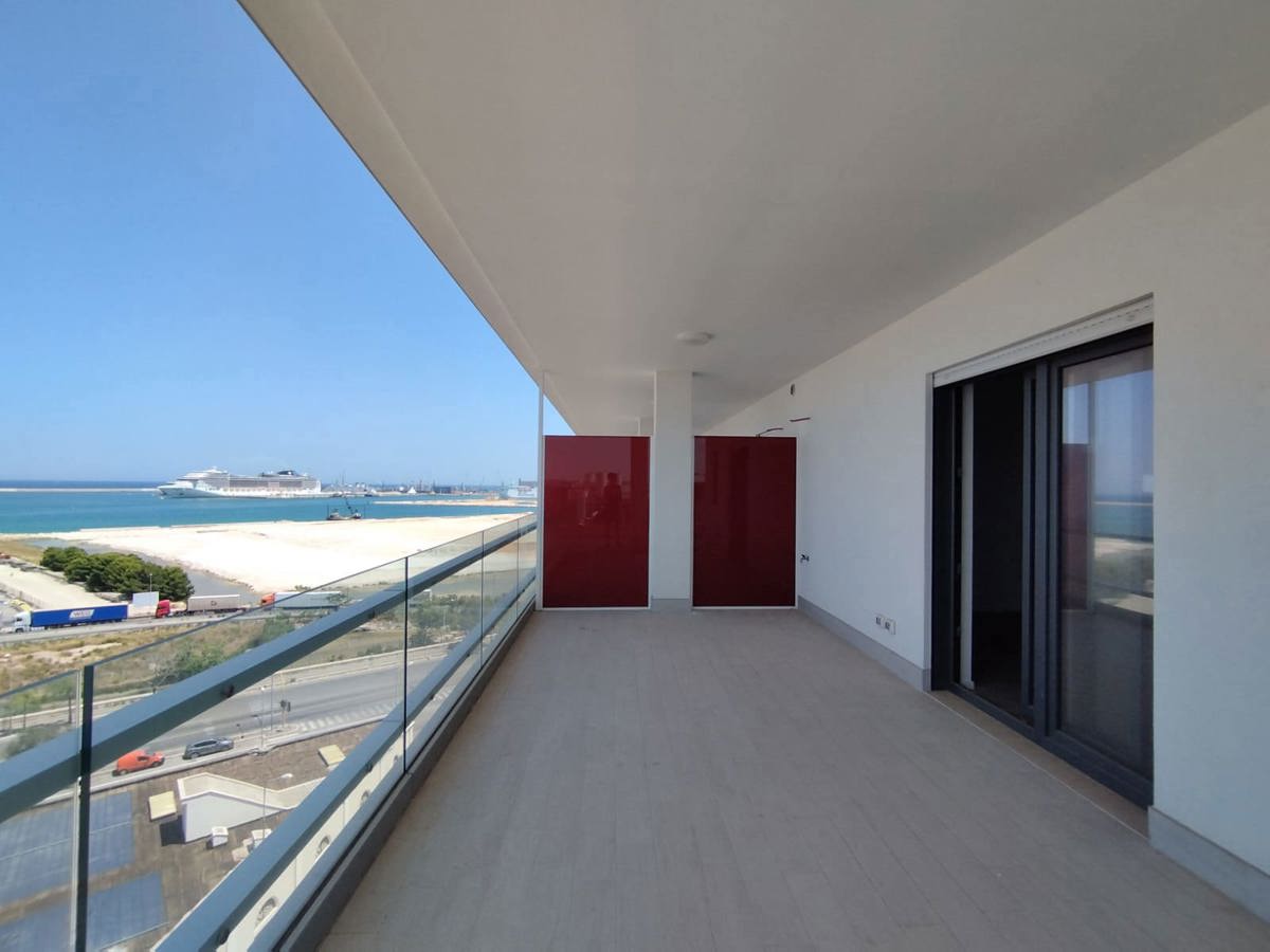 Foto 31 di 36 - Appartamento in vendita a Bari