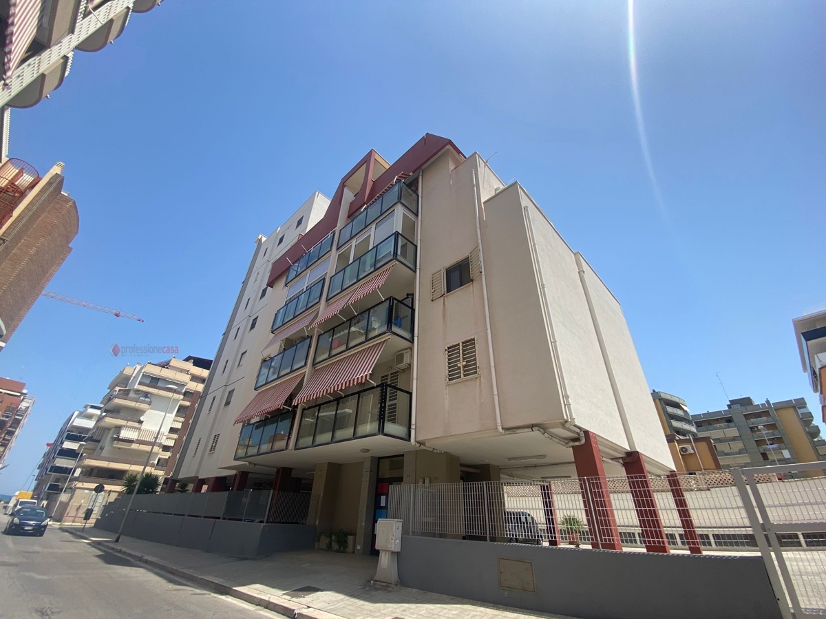 Foto 1 di 33 - Appartamento in vendita a Bari