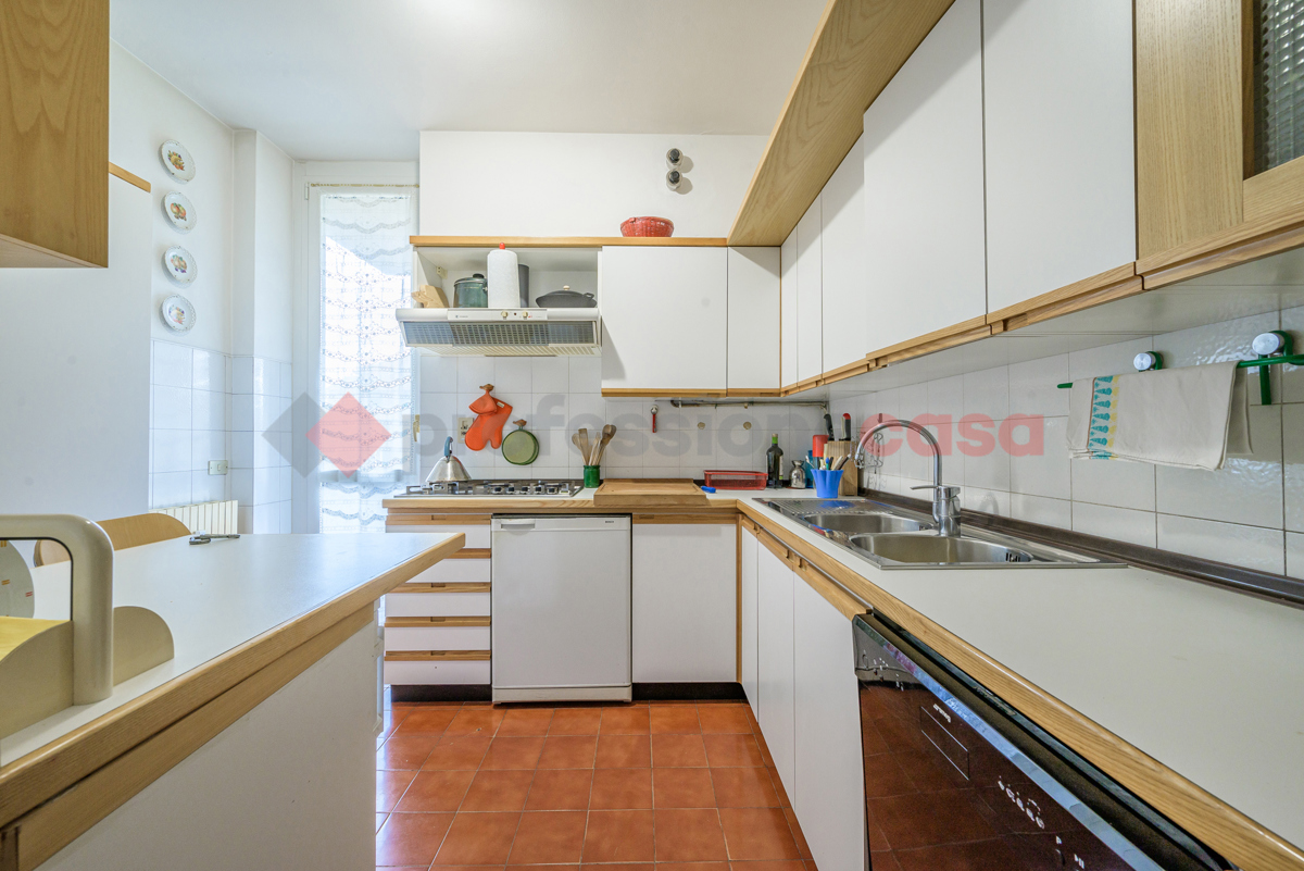 Foto 16 di 36 - Appartamento in vendita a Buccinasco