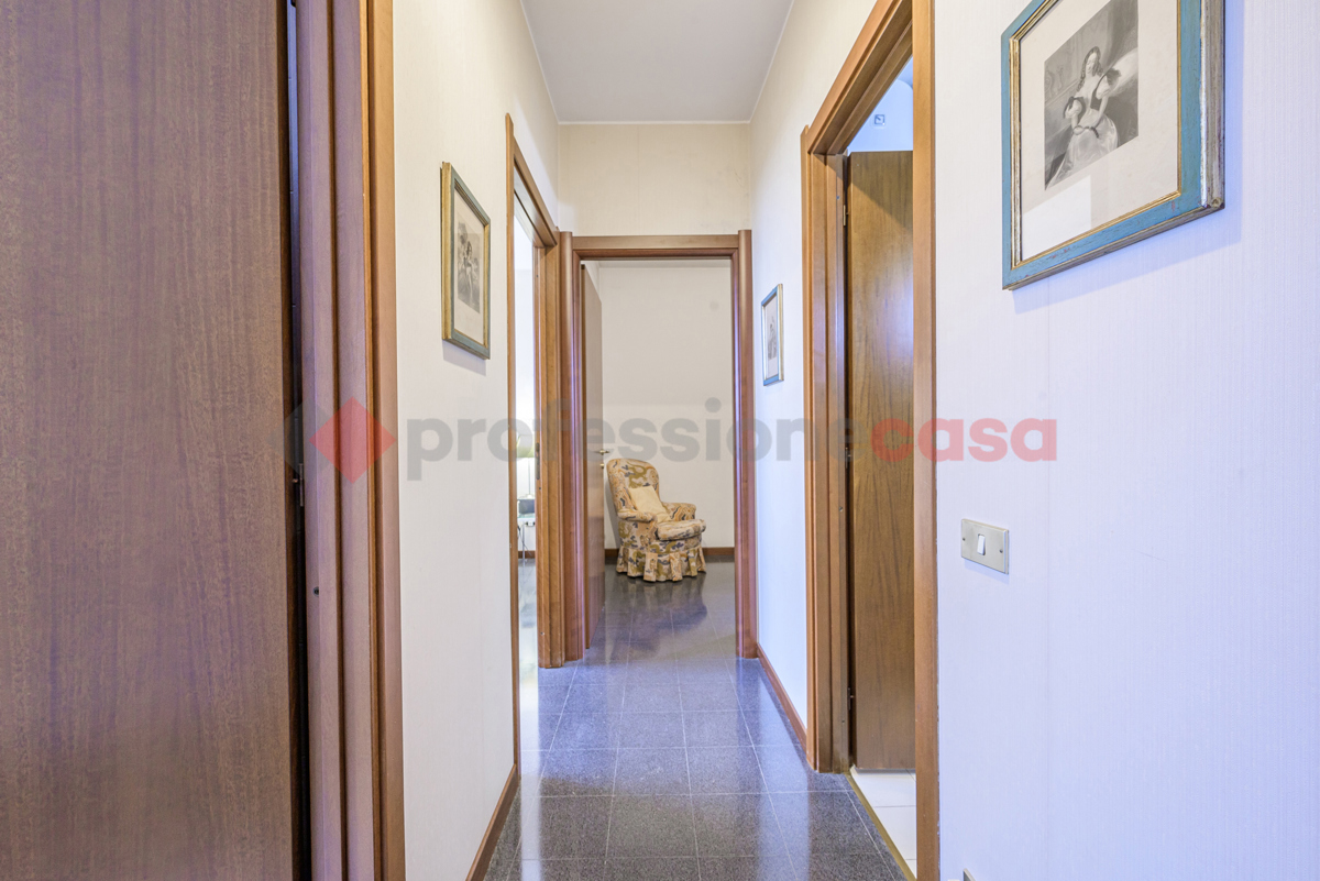 Foto 23 di 36 - Appartamento in vendita a Buccinasco