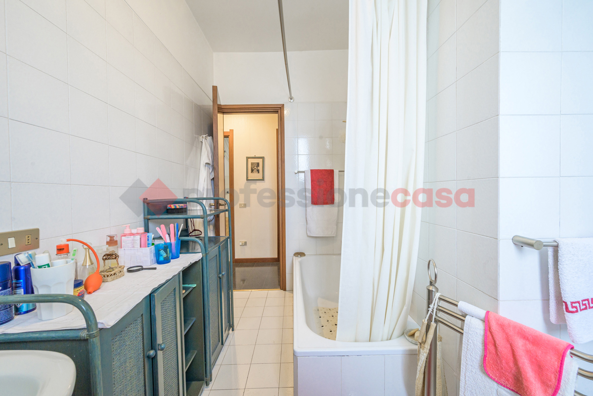 Foto 35 di 36 - Appartamento in vendita a Buccinasco