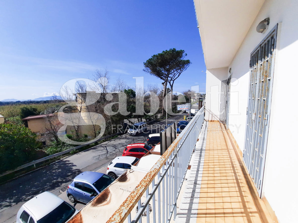 Foto 2 di 20 - Appartamento in vendita a Giugliano in Campania