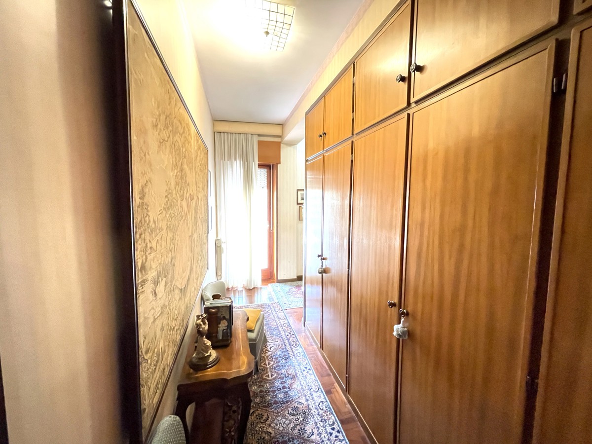 Foto 23 di 44 - Appartamento in vendita a Roma