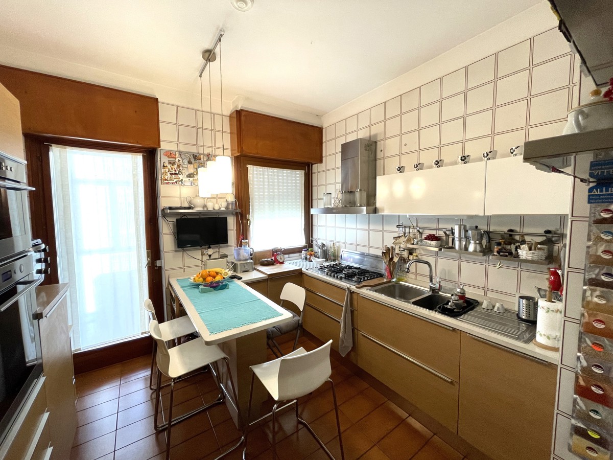 Foto 15 di 44 - Appartamento in vendita a Roma