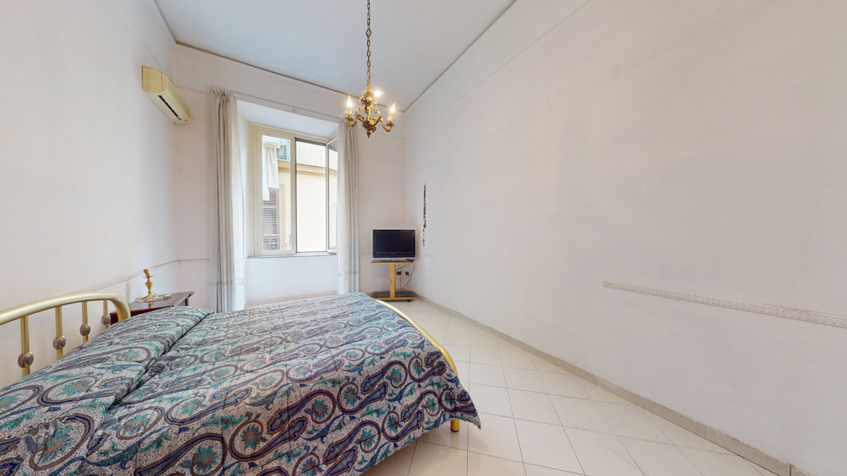 Foto 11 di 25 - Appartamento in vendita a Napoli