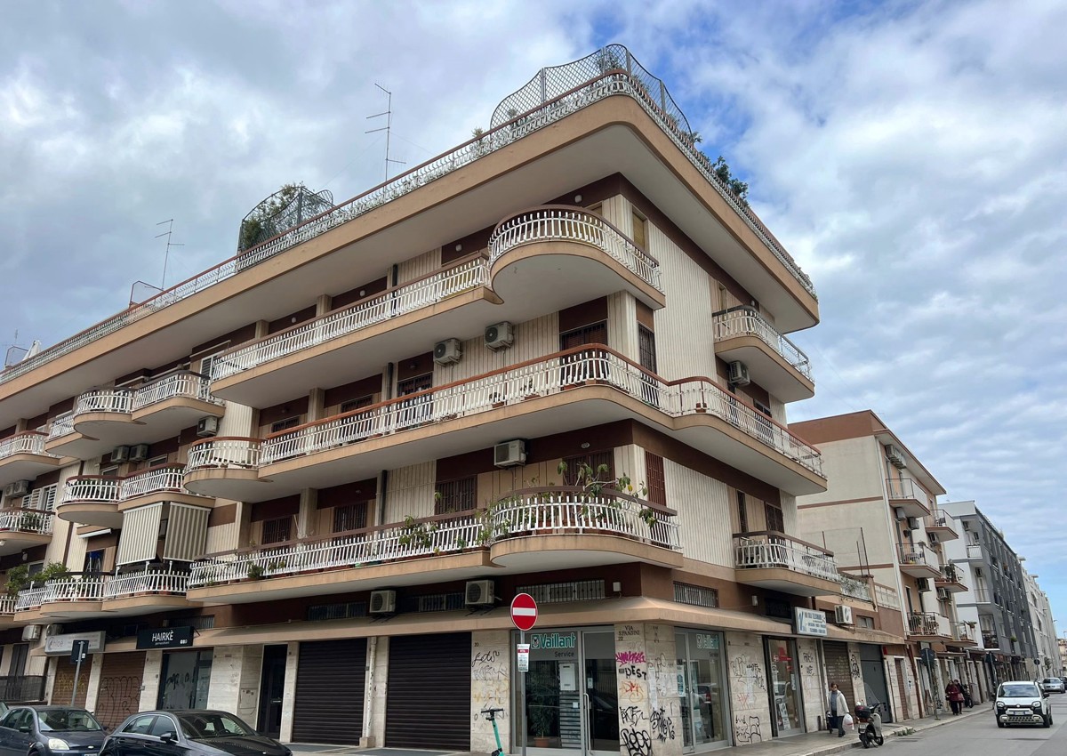 Foto 1 di 24 - Appartamento in vendita a Bari