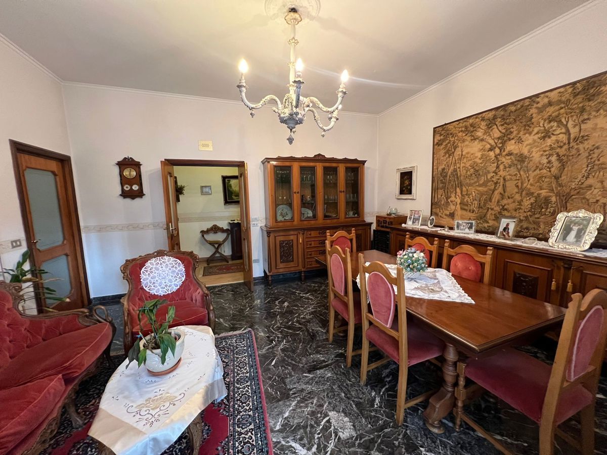 Foto 3 di 24 - Appartamento in vendita a Bari