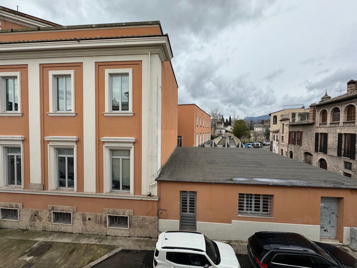 Foto 16 di 32 - Appartamento in affitto a Terni