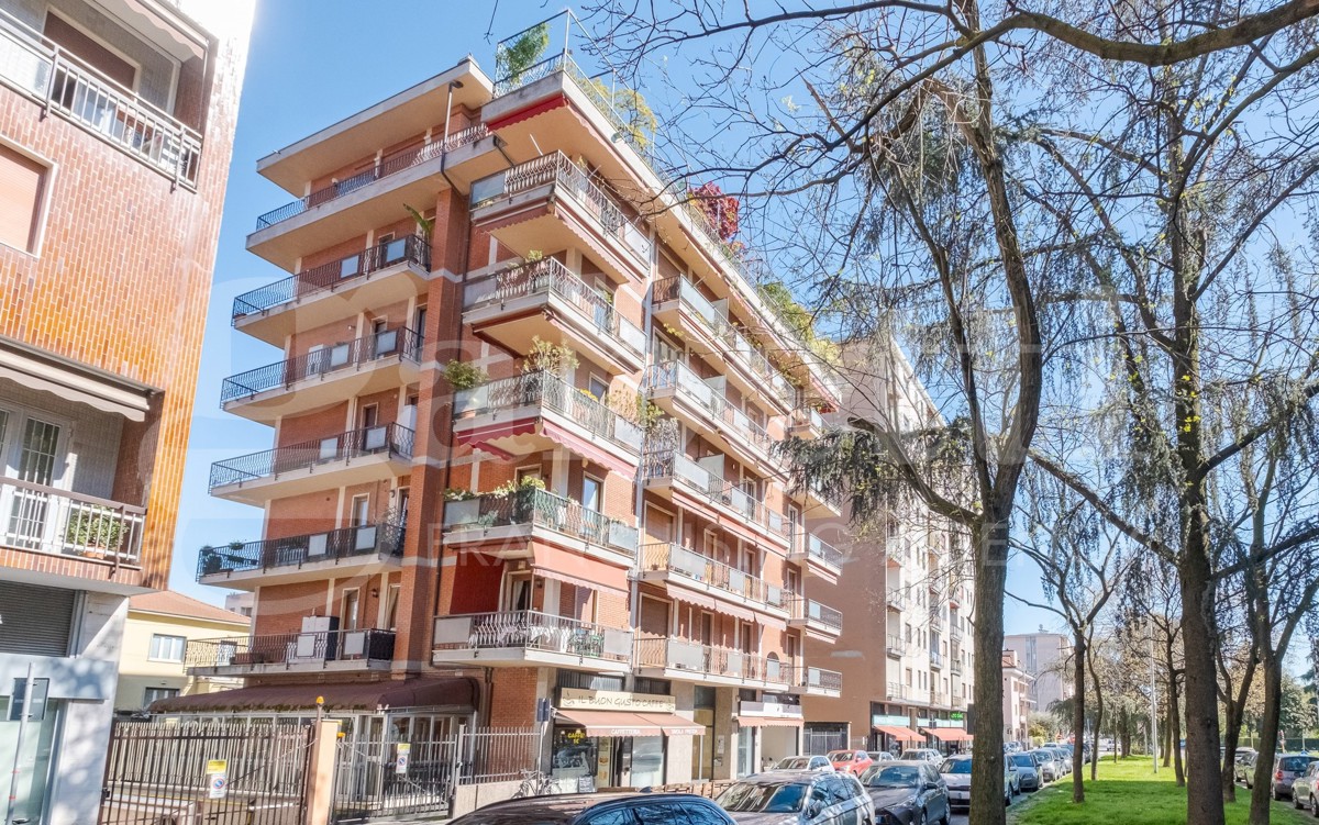 Foto 31 di 32 - Appartamento in vendita a Monza