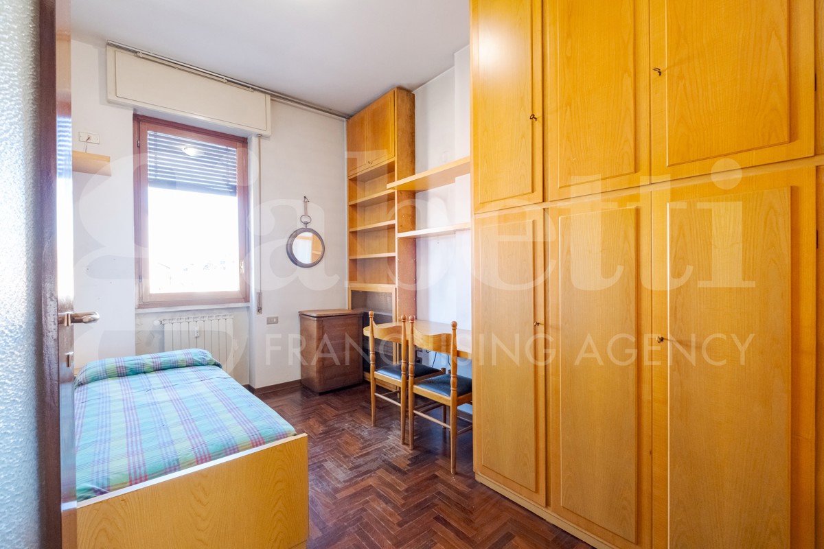 Foto 24 di 32 - Appartamento in vendita a Monza