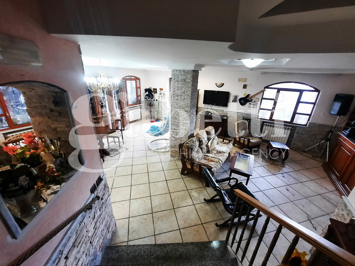 Foto 18 di 41 - Villa a schiera in vendita a Giugliano in Campania
