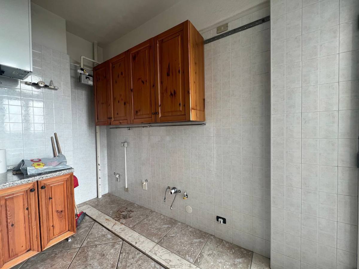Foto 38 di 47 - Appartamento in vendita a Taranto