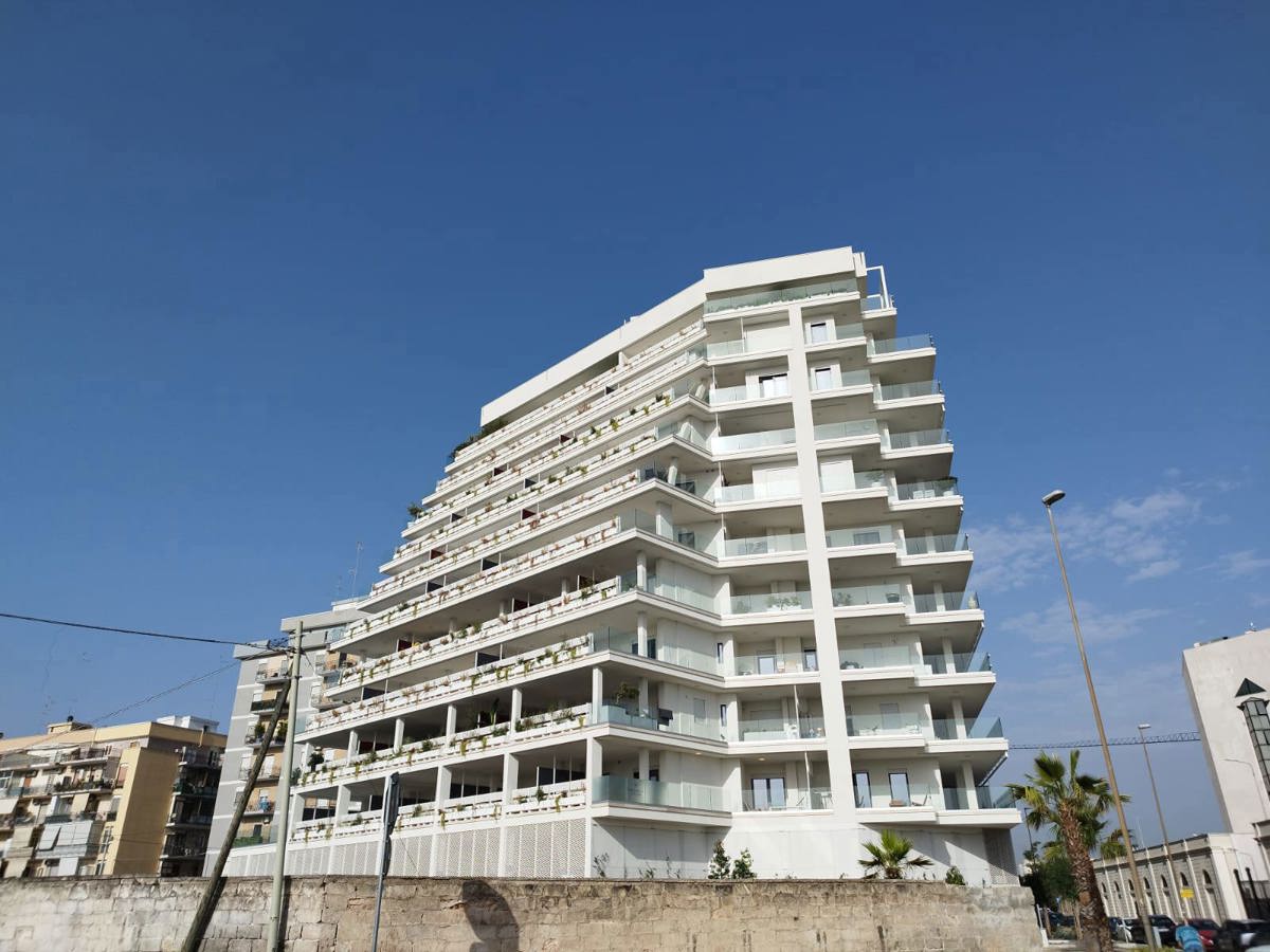 Foto 37 di 39 - Appartamento in vendita a Bari