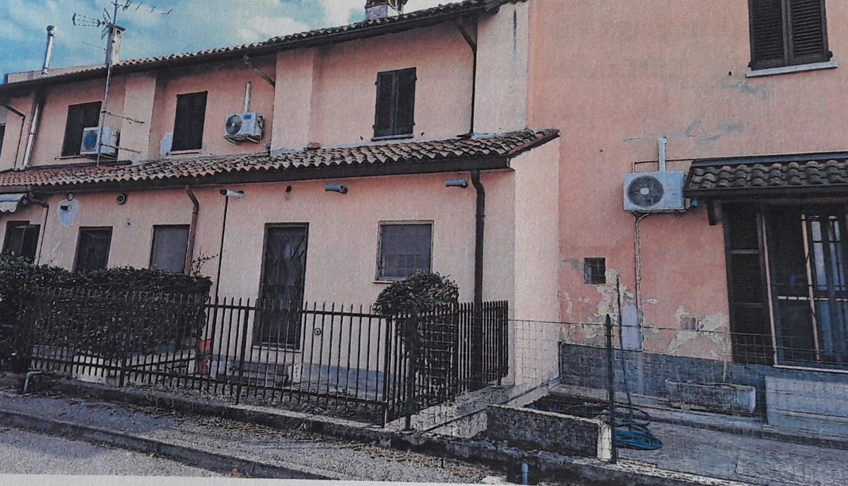 Foto 3 di 17 - Casa indipendente in vendita a Caselle Lurani