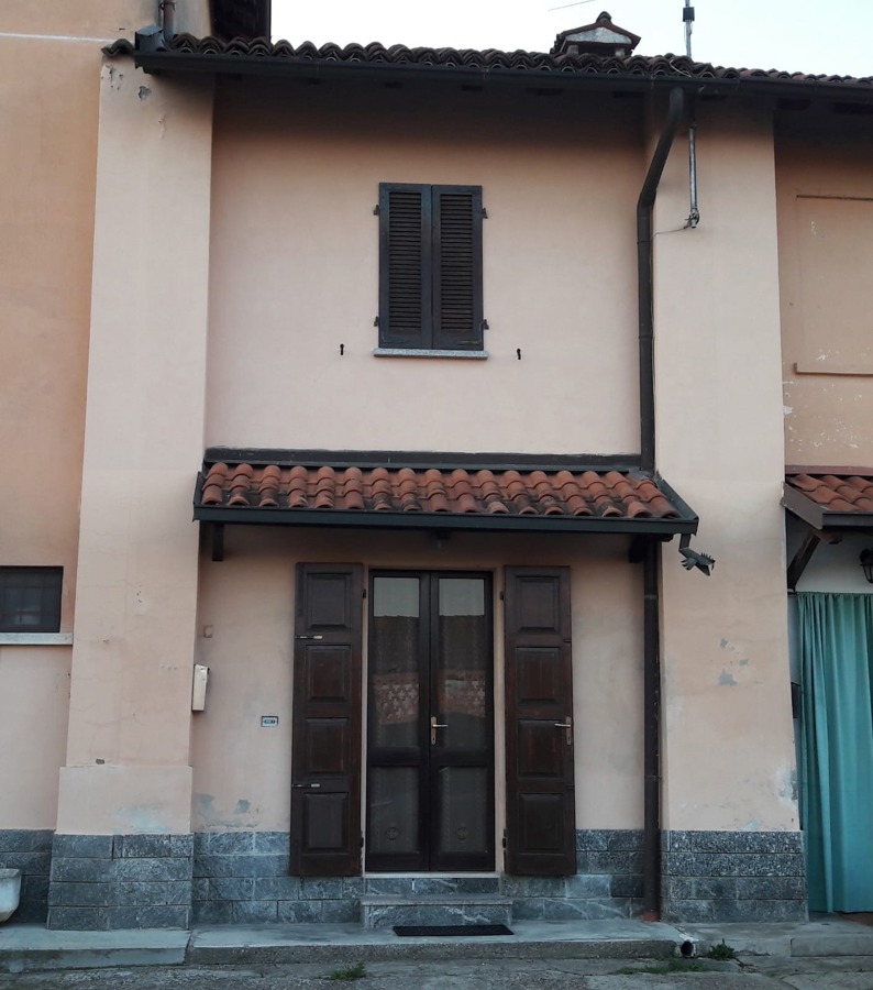 Foto 2 di 17 - Casa indipendente in vendita a Caselle Lurani