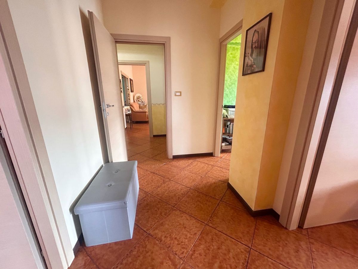 Foto 16 di 17 - Appartamento in vendita a Barcellona Pozzo di Gotto