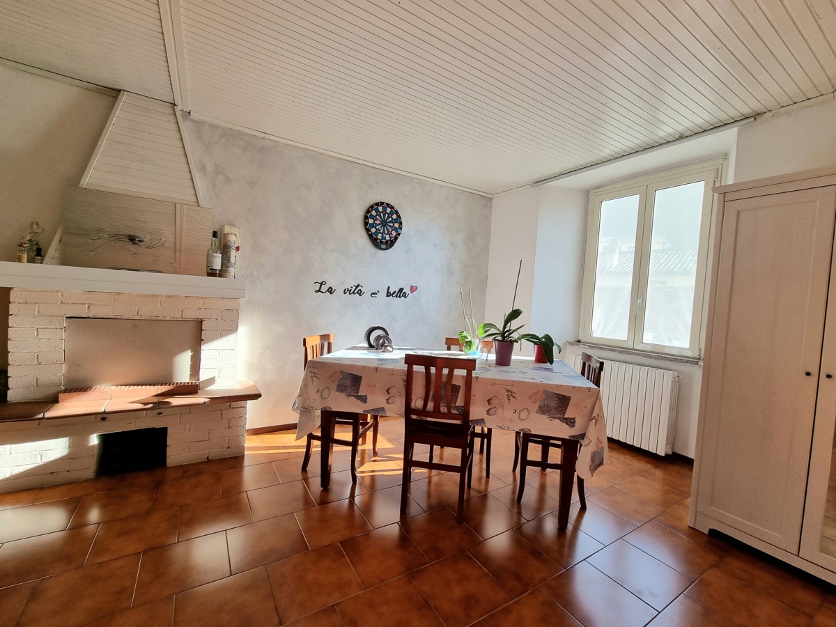 Foto 4 di 10 - Appartamento in vendita a Lecco