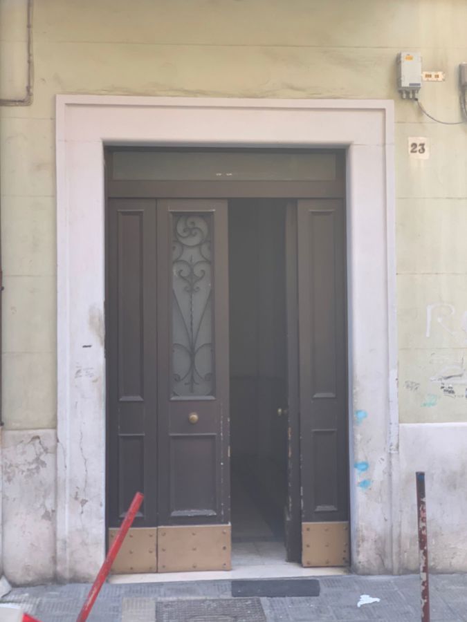 Foto 3 di 7 - Palazzo o stabile in vendita a Bari