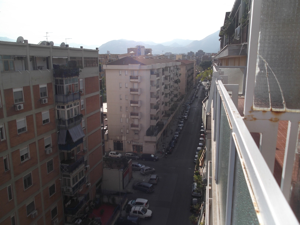 Foto 17 di 35 - Appartamento in affitto a Palermo