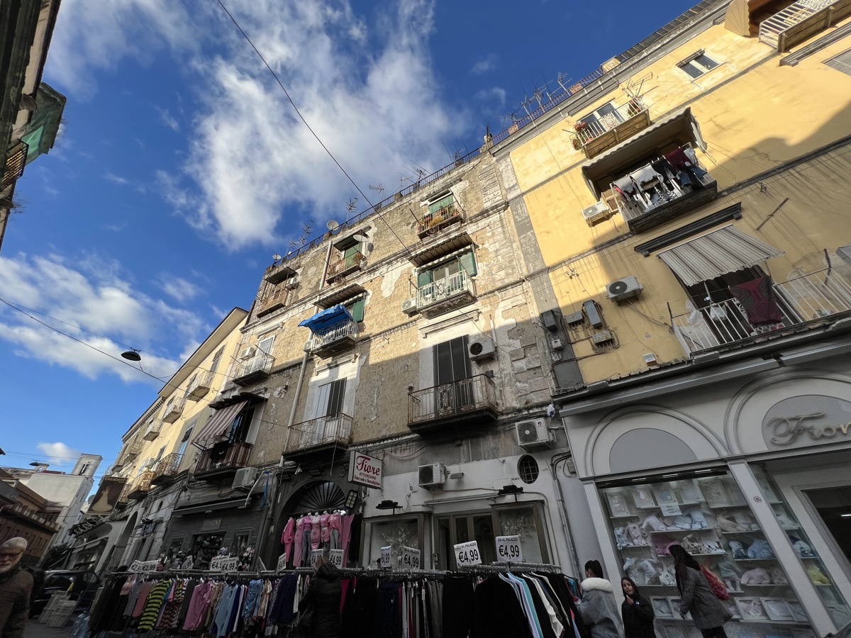 Foto 15 di 17 - Appartamento in vendita a Napoli