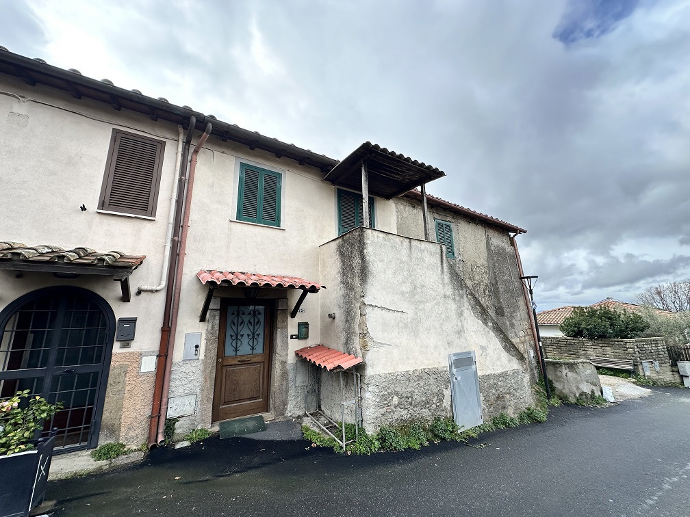 Casa indipendente in vendita a Canale Monterano (RM)