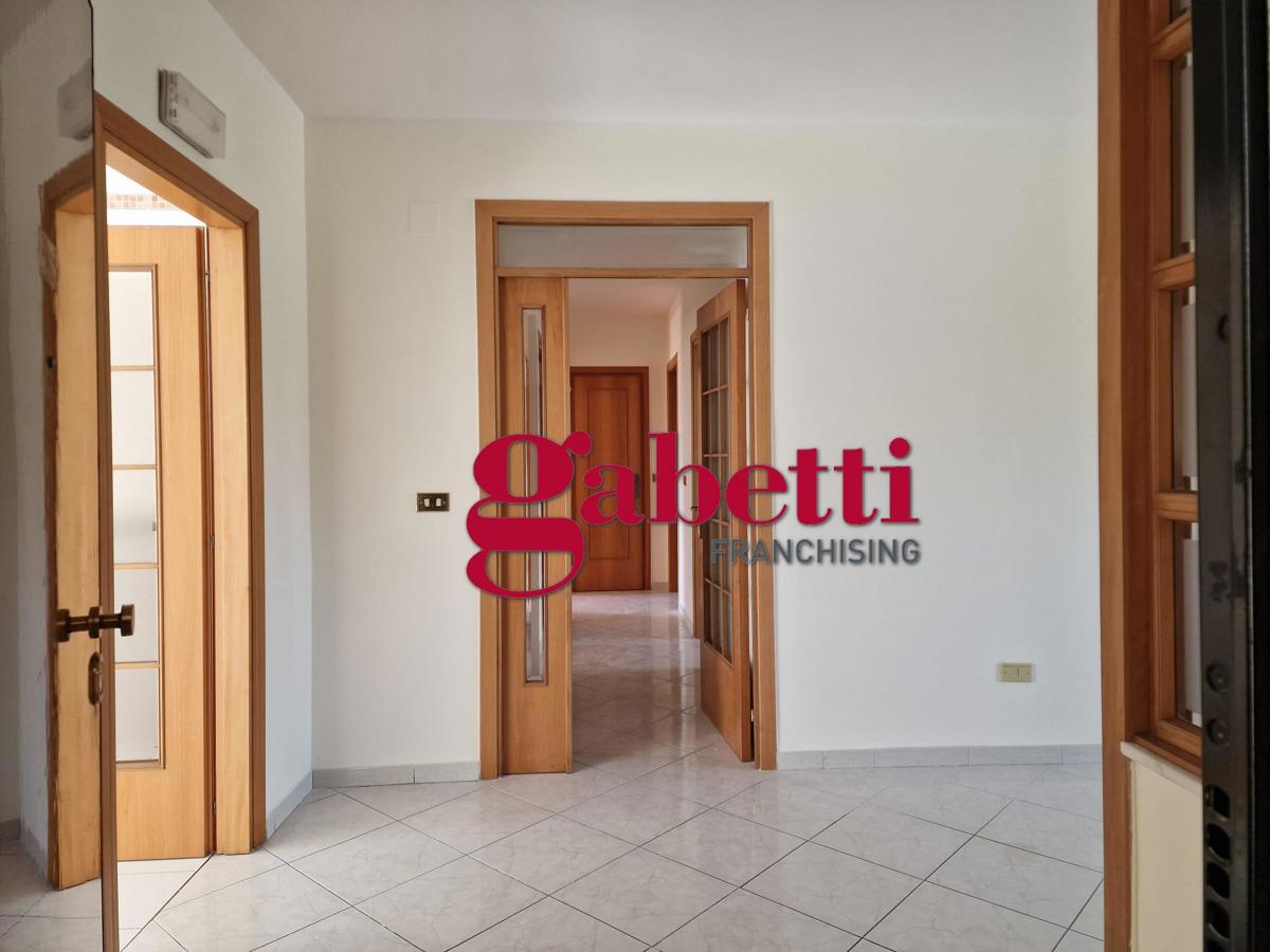 Foto 4 di 29 - Appartamento in vendita a Caserta