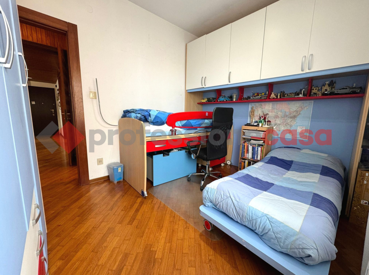Foto 22 di 26 - Appartamento in vendita a Livorno