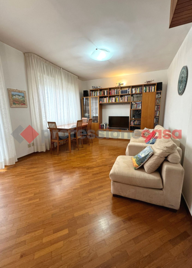 Foto 5 di 26 - Appartamento in vendita a Livorno