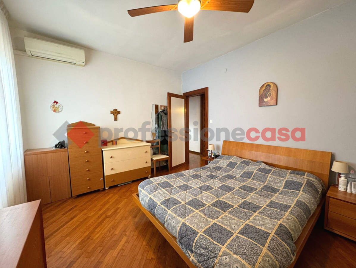 Foto 19 di 26 - Appartamento in vendita a Livorno