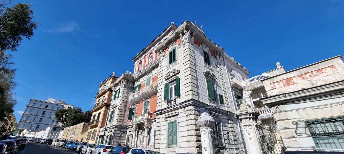 Foto 2 di 18 - Appartamento in affitto a Napoli