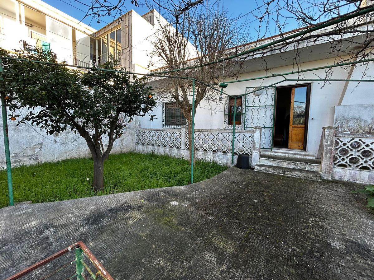 Foto 15 di 31 - Villa in vendita a Pulsano
