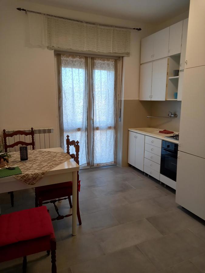 Foto 2 di 14 - Appartamento in vendita a Verona