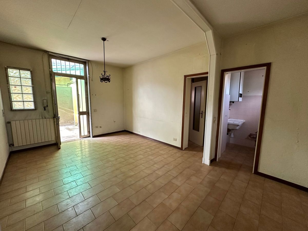 Foto 2 di 15 - Appartamento in vendita a Piacenza