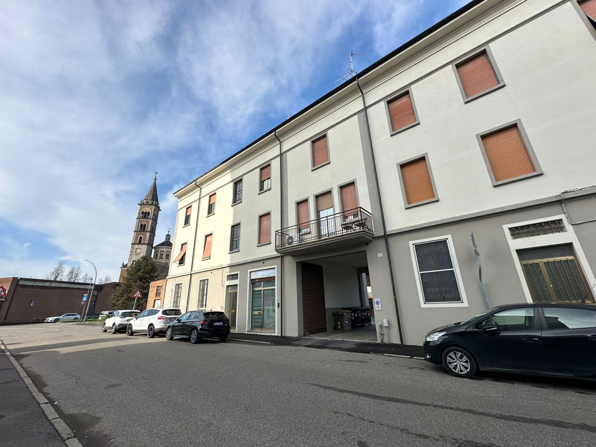 Foto 1 di 15 - Appartamento in vendita a Piacenza