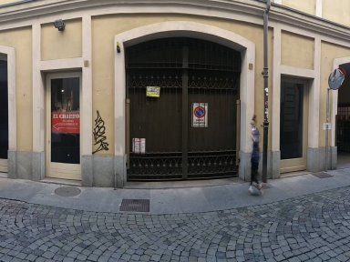 Foto 1 di 12 - Garage in affitto a Torino