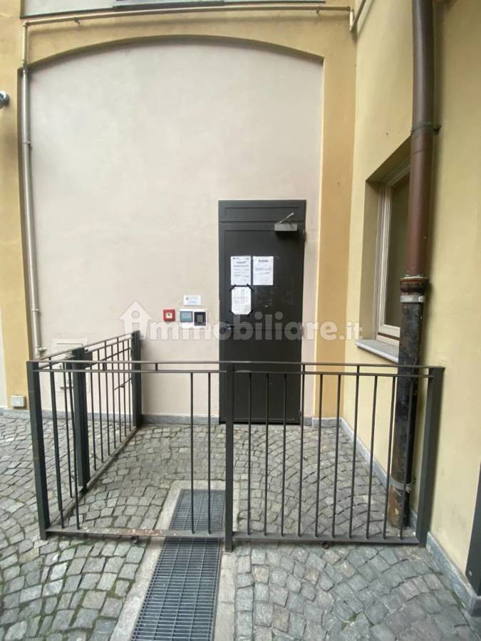 Foto 9 di 12 - Garage in affitto a Torino