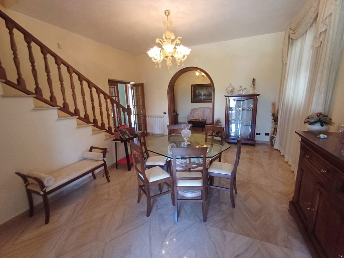 Foto 11 di 36 - Villa in vendita a San Giovanni Incarico