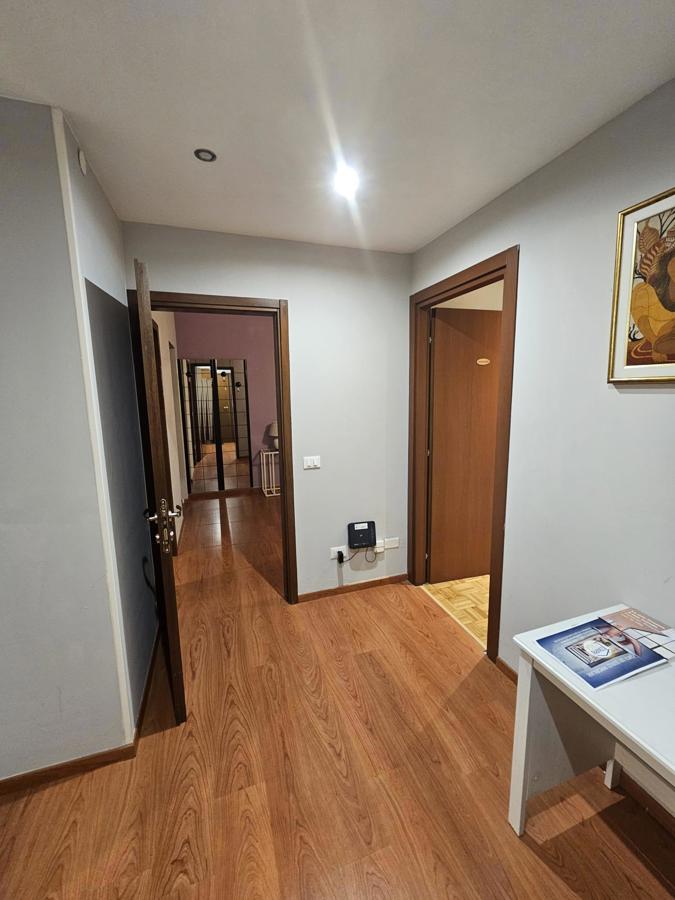 Foto 1 di 12 - Appartamento in vendita a Verona