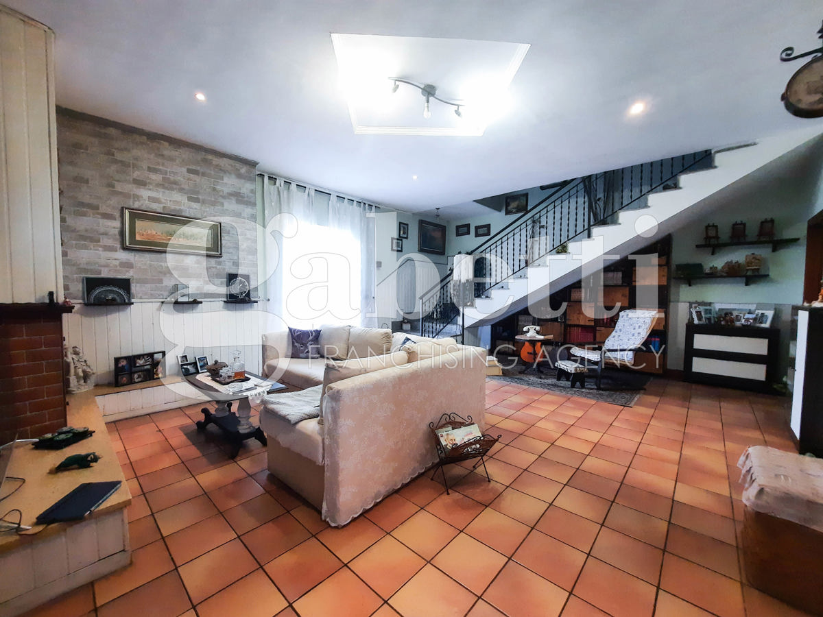 Foto 10 di 29 - Villa a schiera in vendita a Giugliano in Campania
