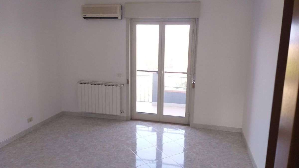 Foto 8 di 18 - Appartamento in vendita a Rometta