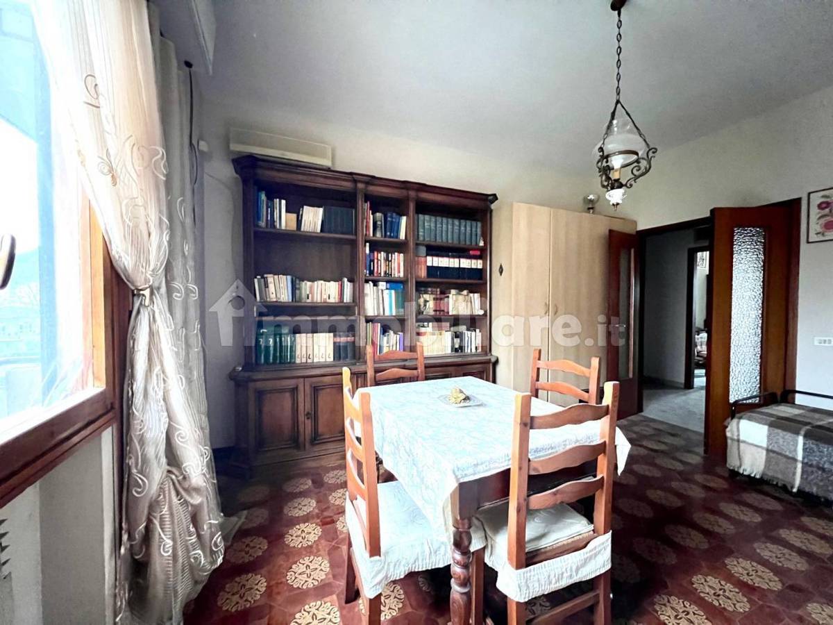 Foto 13 di 16 - Appartamento in vendita a Firenze